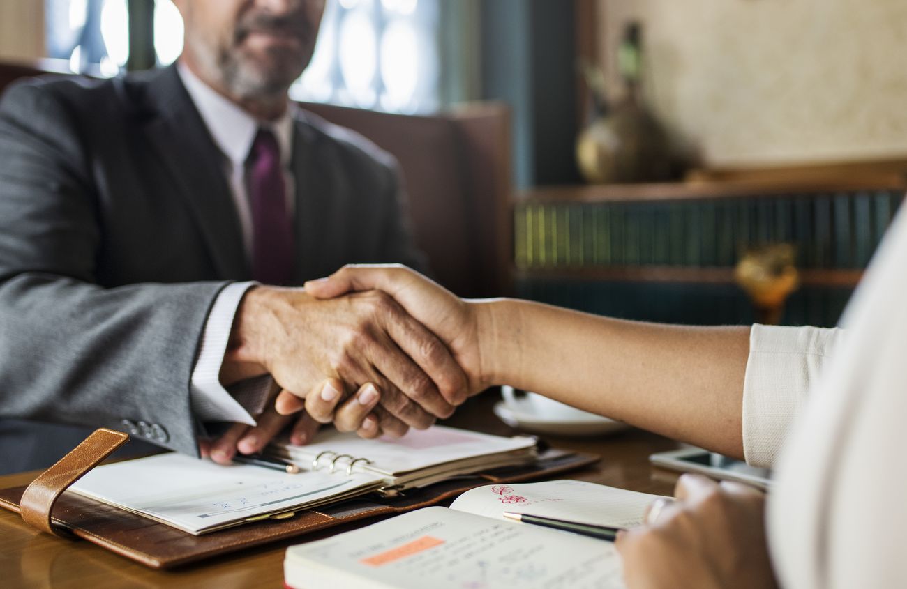 Parties reaching agreement in mediation